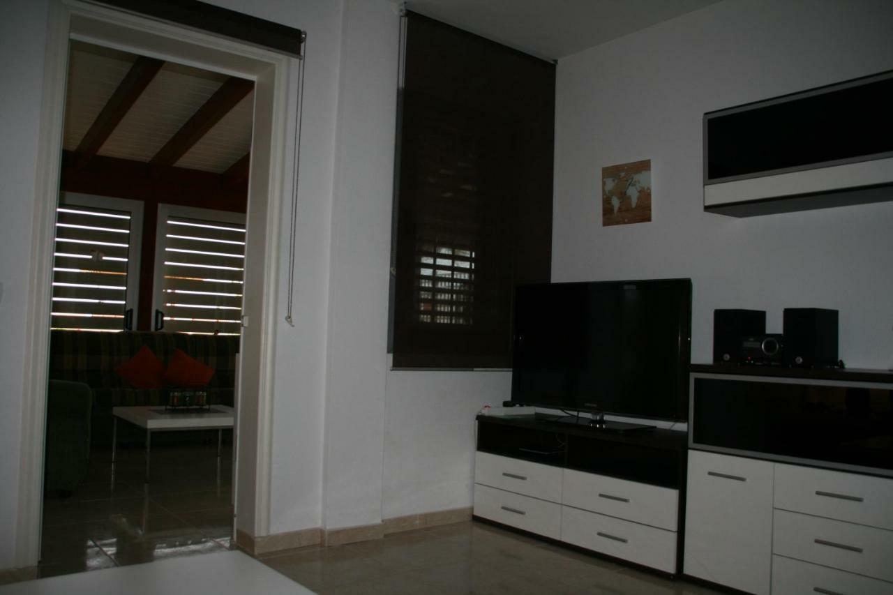 Apartamento Vacacional Atico Frente Al Mar Candelaria Eksteriør billede